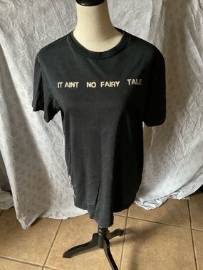 Boyz N The Hood Tee "It Aint No Fairy Tale"